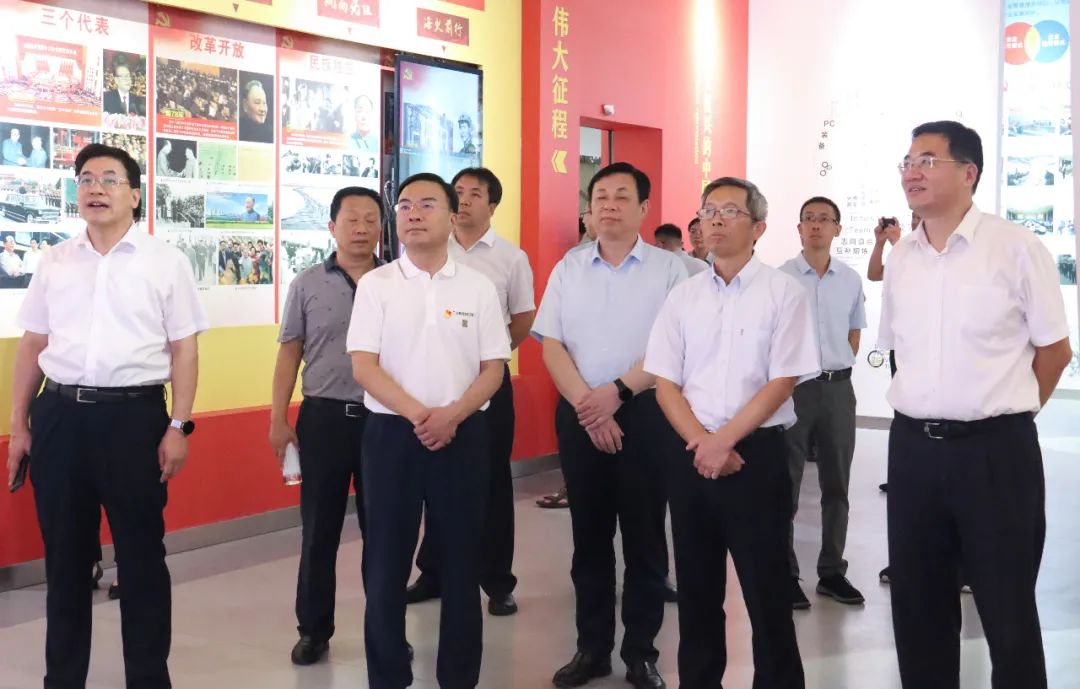 全國人大常委會預(yù)算工委副主任夏光調(diào)研天意機(jī)械